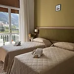 Couette-café Oasi Cuore Castellammare di Stabia
